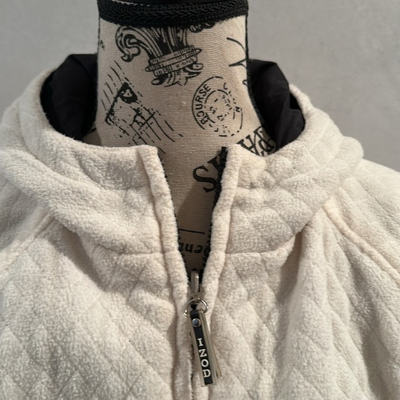 Reversible weatherproof jacket - Picture 4 of 10